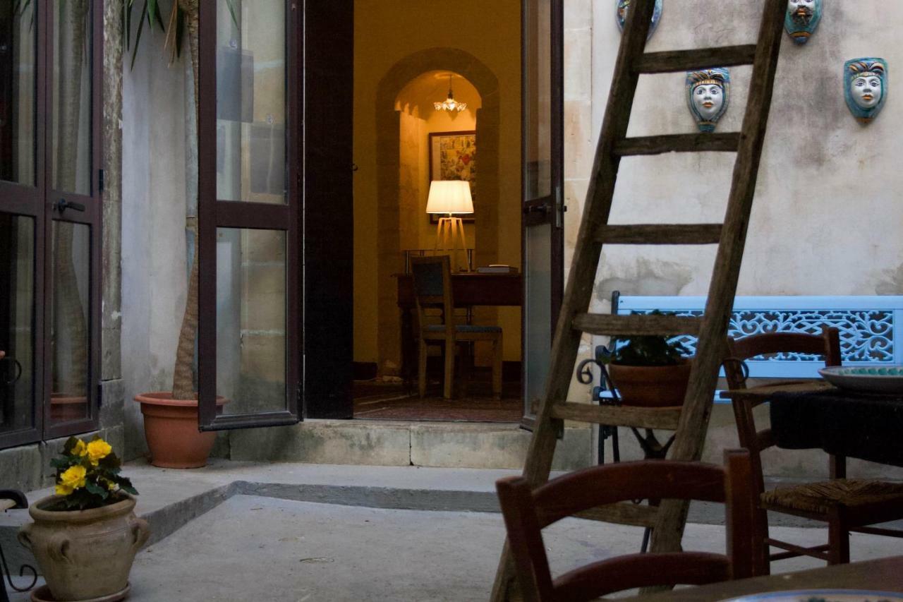 Residenza Donnafugata B&B ラグーザ エクステリア 写真